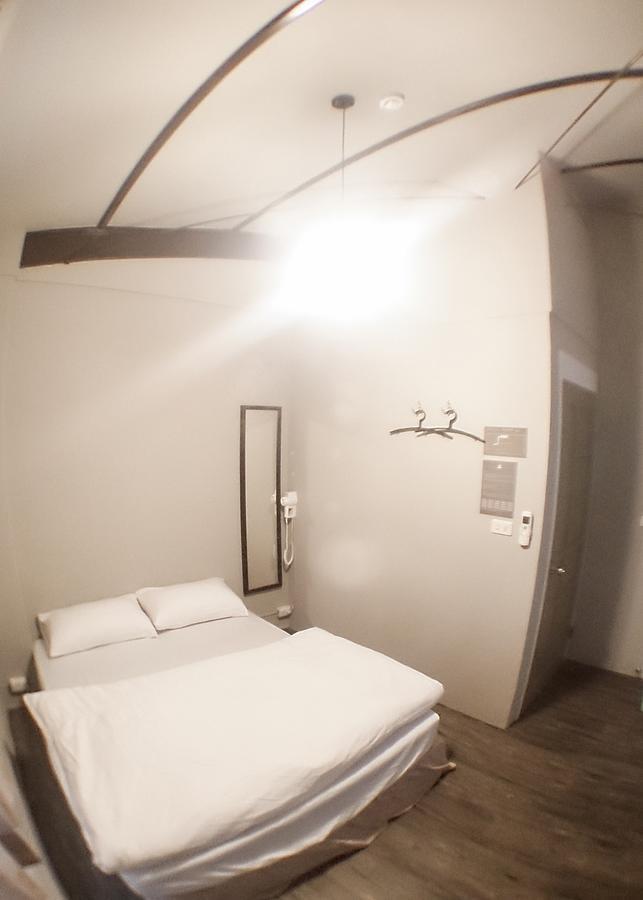 Feb Hostel Tainan Zewnętrze zdjęcie