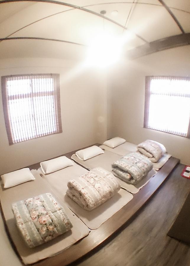 Feb Hostel Tainan Zewnętrze zdjęcie